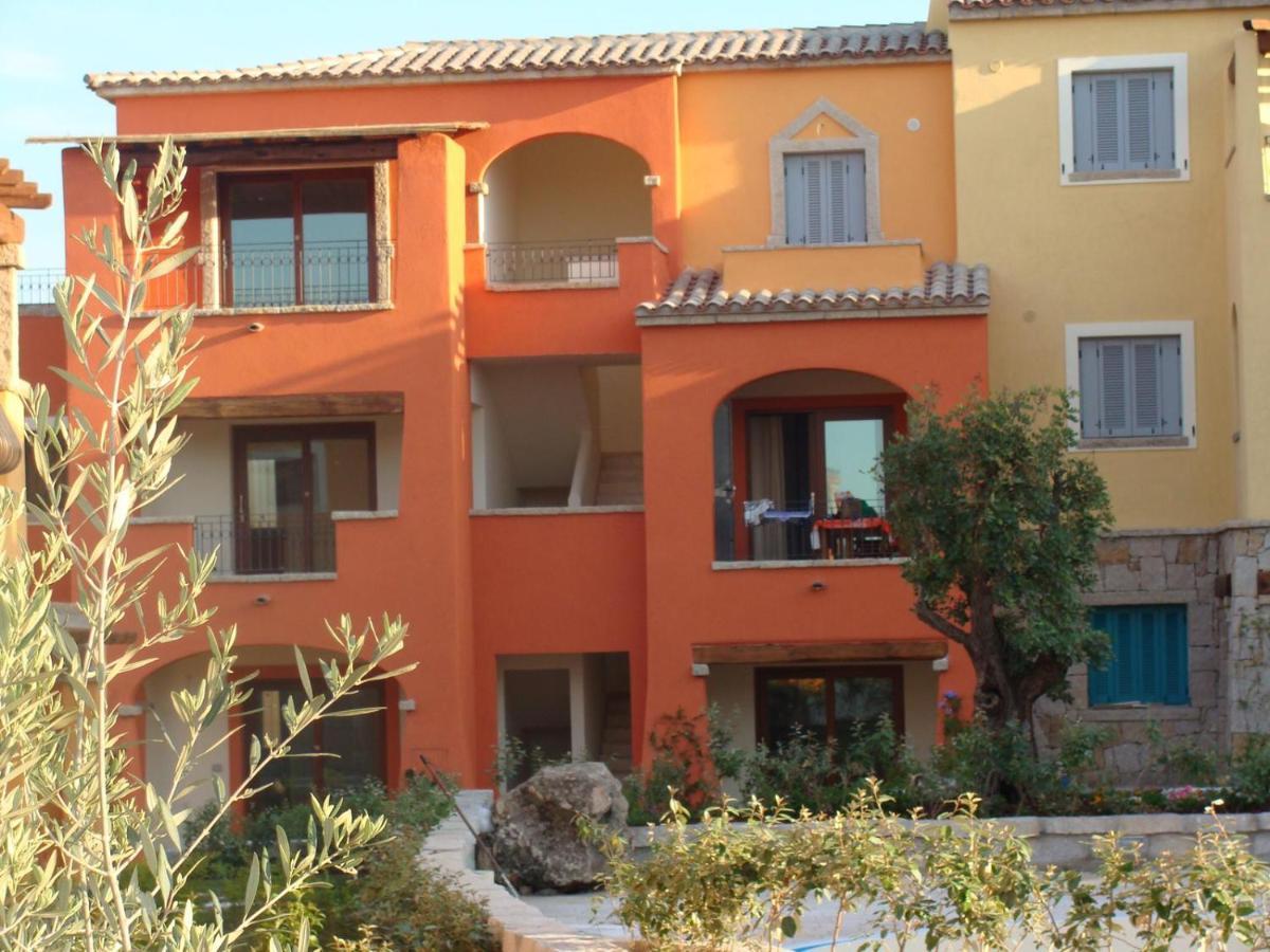 Le Residenze Del Mare Villa Porto San Paolo  Bagian luar foto